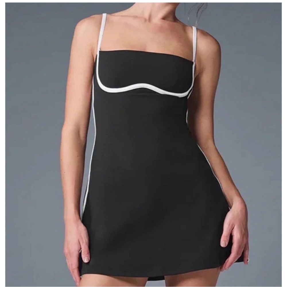 Alo Yoga Grand Slam Tennis Dress Black White Piping Built-in Shorts Size M